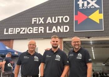 Markus, Paul und Alexander Deckwerth von Fix Auto Leipziger Land.
